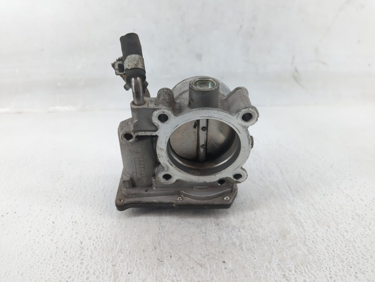 2011-2020 Hyundai Elantra Throttle Body P/N:35100-2E000 Fits Fits 2011 2012 2013 2014 2015 2016 2017 2018 2019 2020 2021 OEM