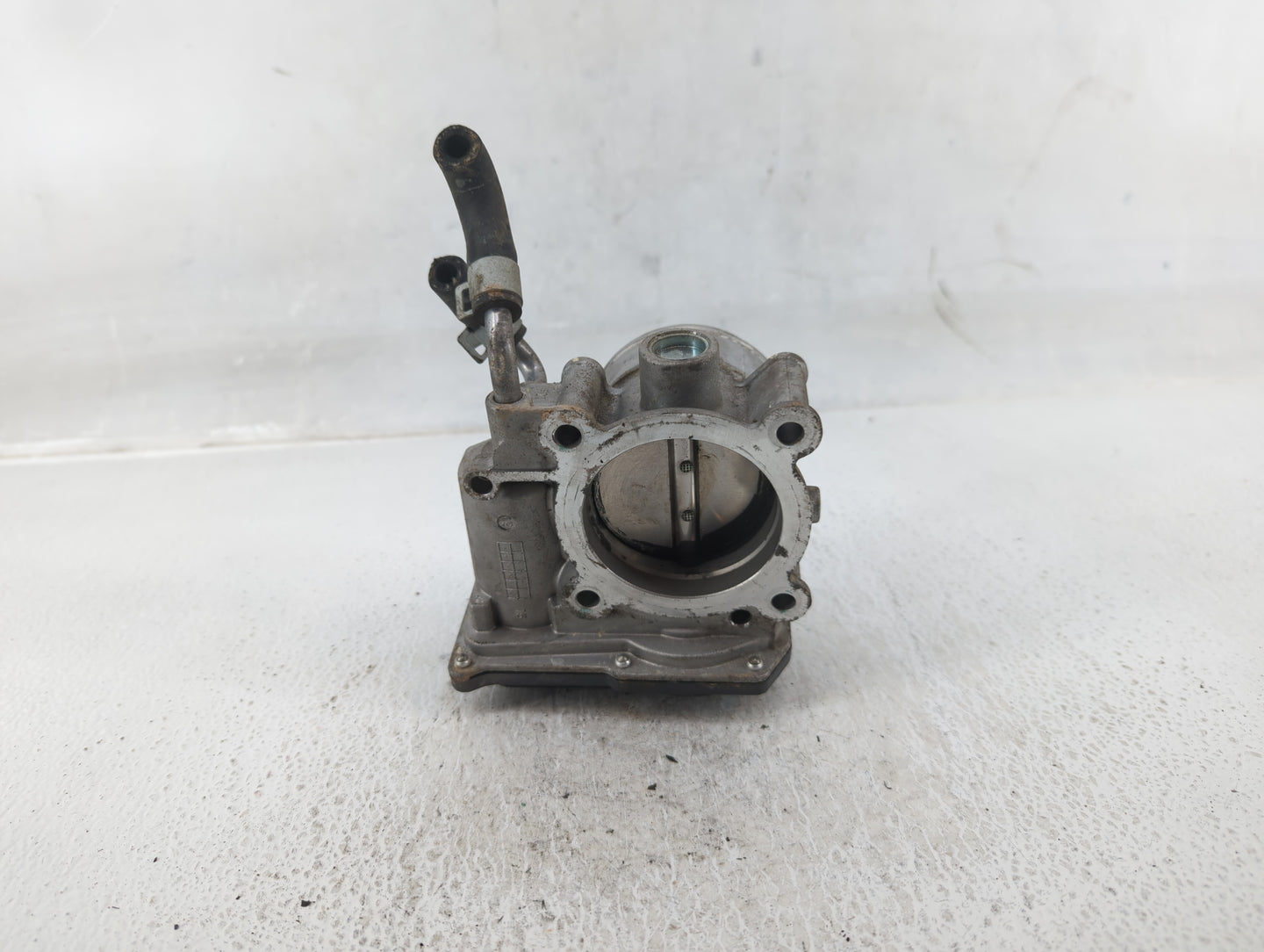 2011-2020 Hyundai Elantra Throttle Body P/N:35100-2E000 Fits Fits 2011 2012 2013 2014 2015 2016 2017 2018 2019 2020 2021 OEM