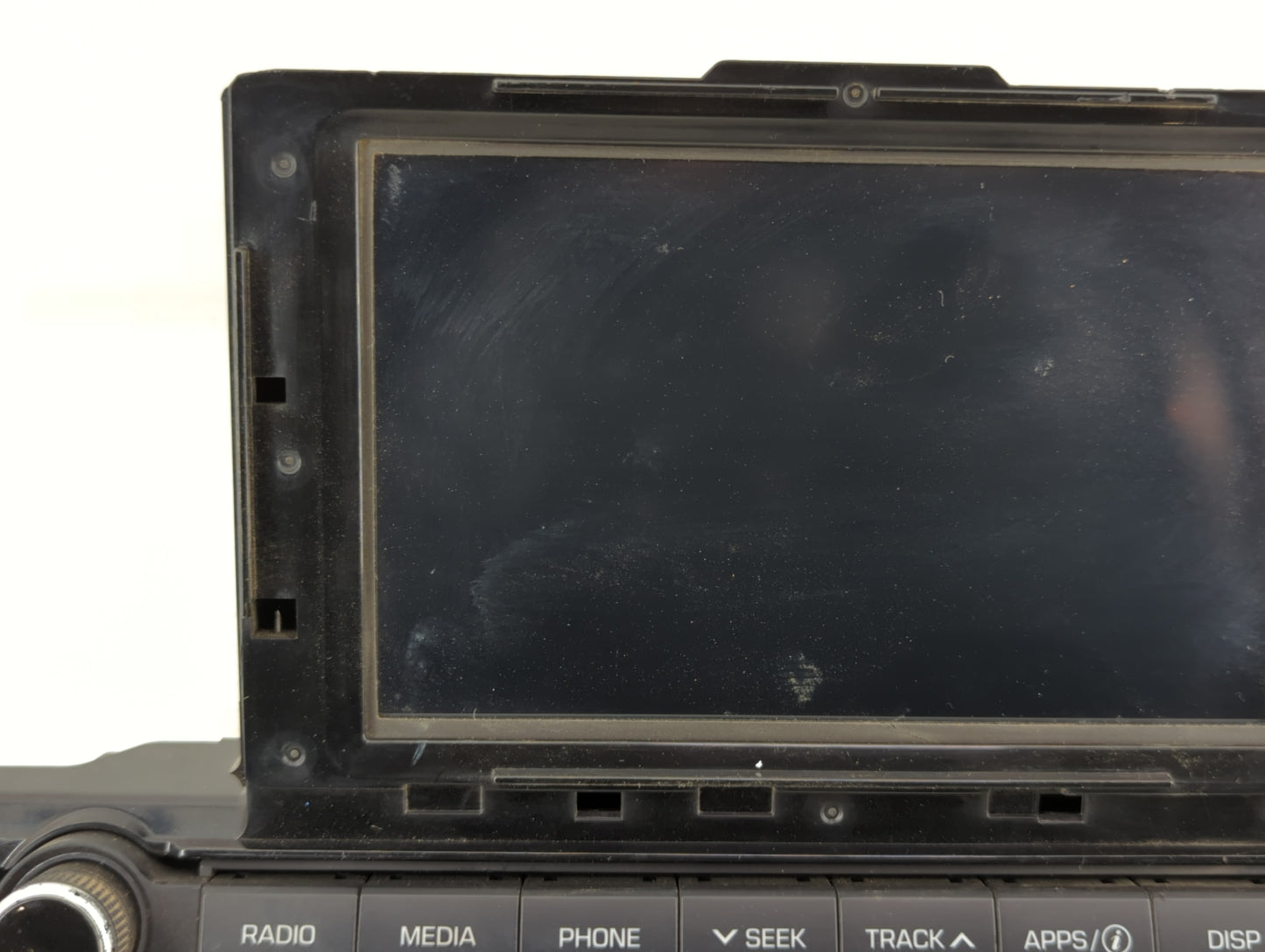 2017-2018 Hyundai Elantra Am Fm Cd Player Radio Receiver - Oemusedautoparts1.com