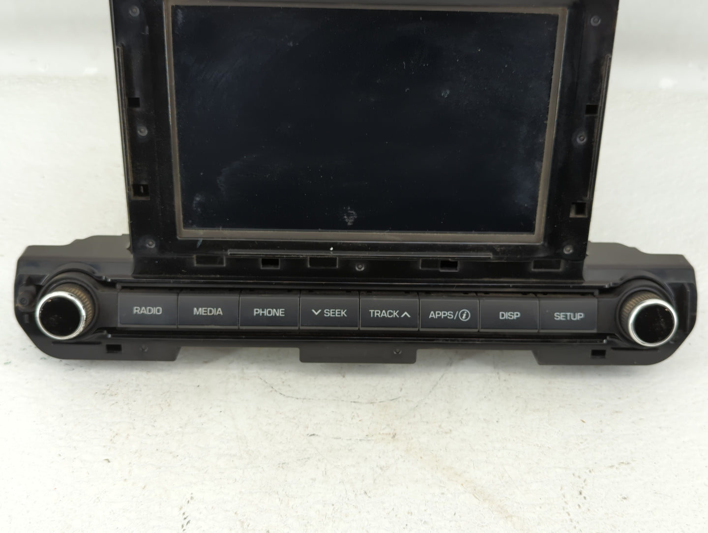 2017-2018 Hyundai Elantra Am Fm Cd Player Radio Receiver - Oemusedautoparts1.com