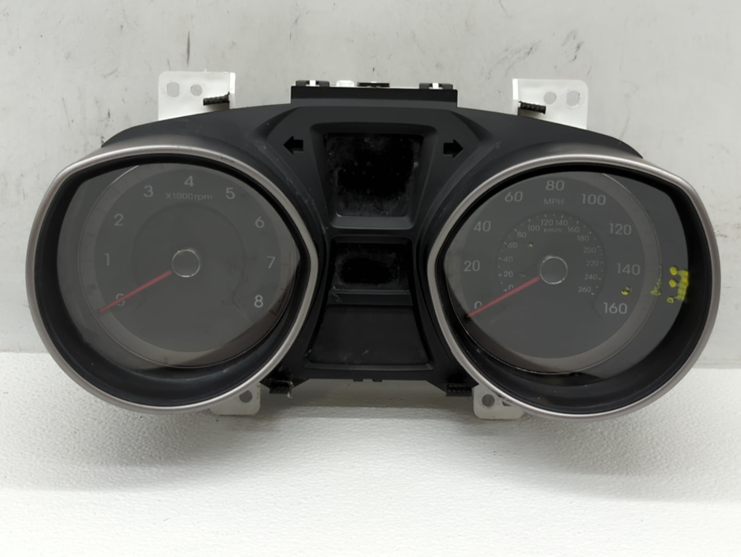 2016-2017 Hyundai Elantra Instrument Cluster Speedometer Gauges P/N:94004-A5610 Fits Fits 2016 2017 OEM Used Auto Parts - Oe