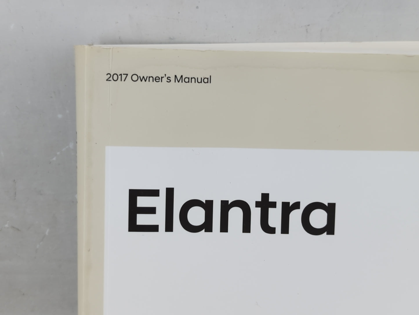 2017 Hyundai Elantra Owners Manual Book Guide OEM Used Auto Parts - Oemusedautoparts1.com