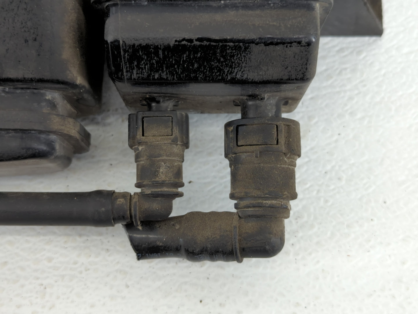 2017 Hyundai Elantra Fuel Vapor Charcoal Canister - Oemusedautoparts1.com