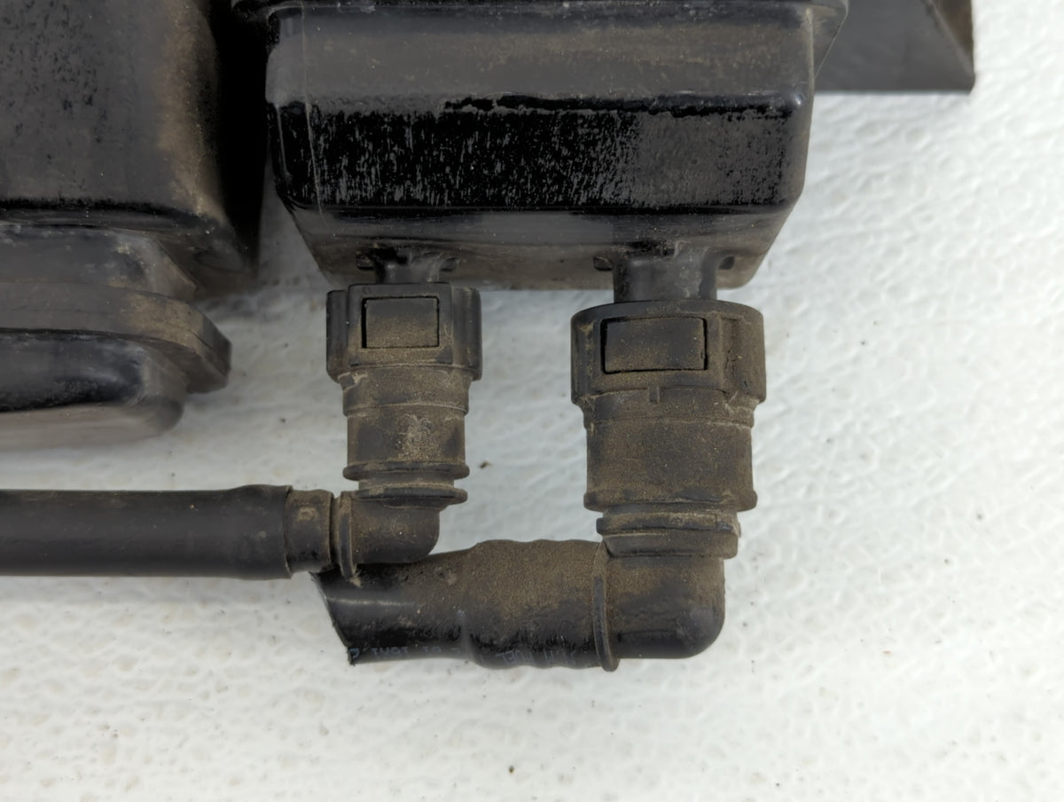 2017 Hyundai Elantra Fuel Vapor Charcoal Canister 558501 - Oemusedautoparts1.com