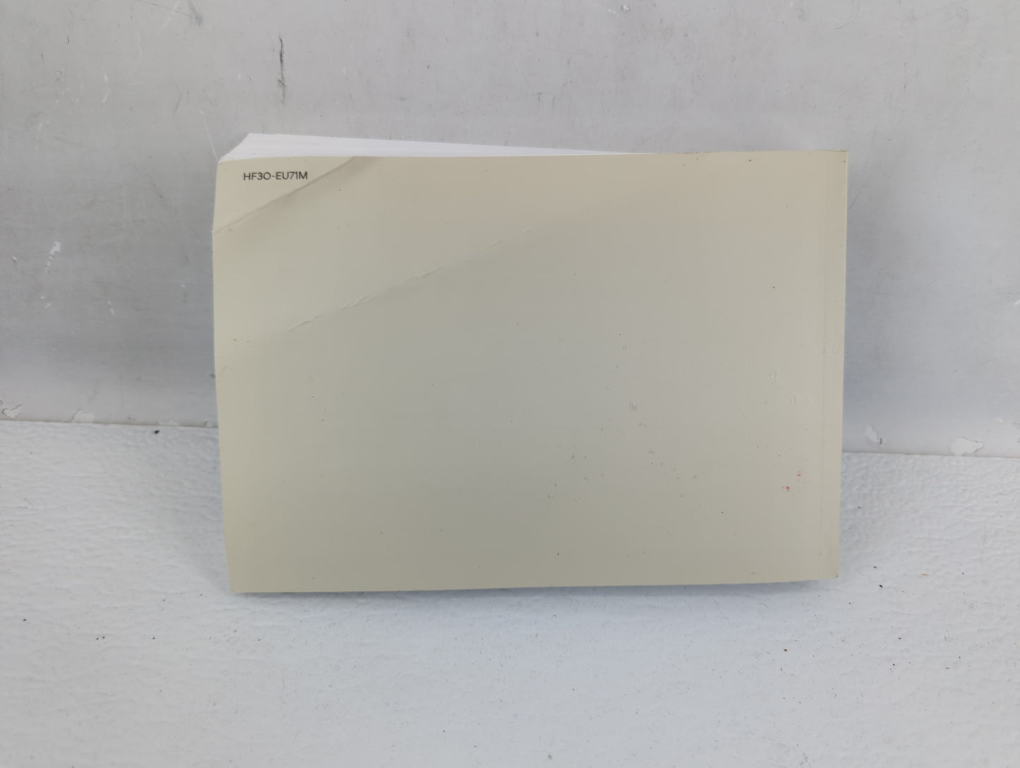 2017 Hyundai Elantra Owners Manual Book Guide P/N:HF3O-EU71M OEM Used Auto Parts - Oemusedautoparts1.com