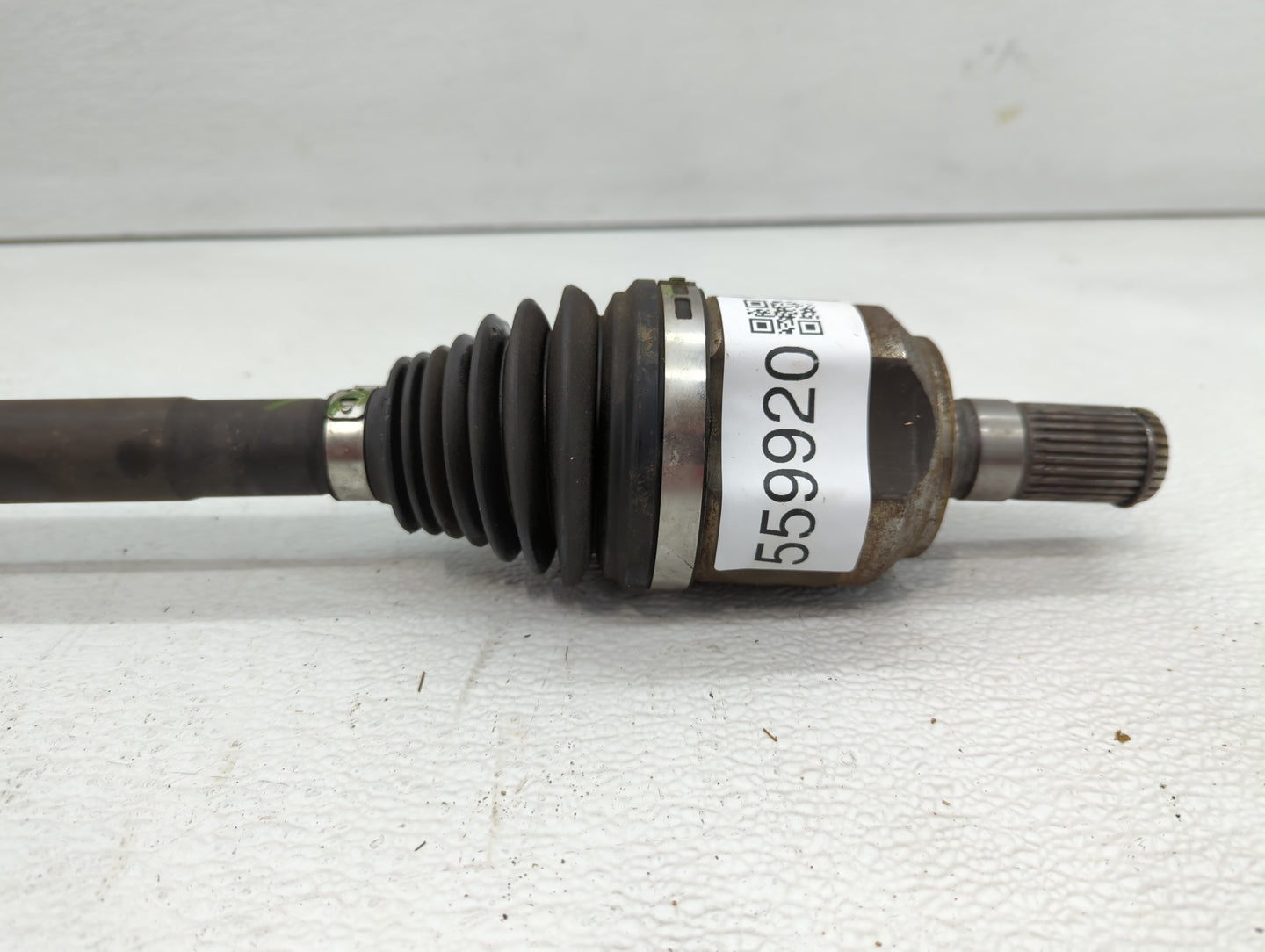 2017-2020 Hyundai Elantra Axle Shaft Front Driver Cv C/v - Oemusedautoparts1.com