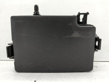 2017 Hyundai Elantra Fusebox Fuse Box Panel Relay Module P/N:91956-F2020 91956-F2021, 91200F3261AA Fits OEM Used Auto Parts 