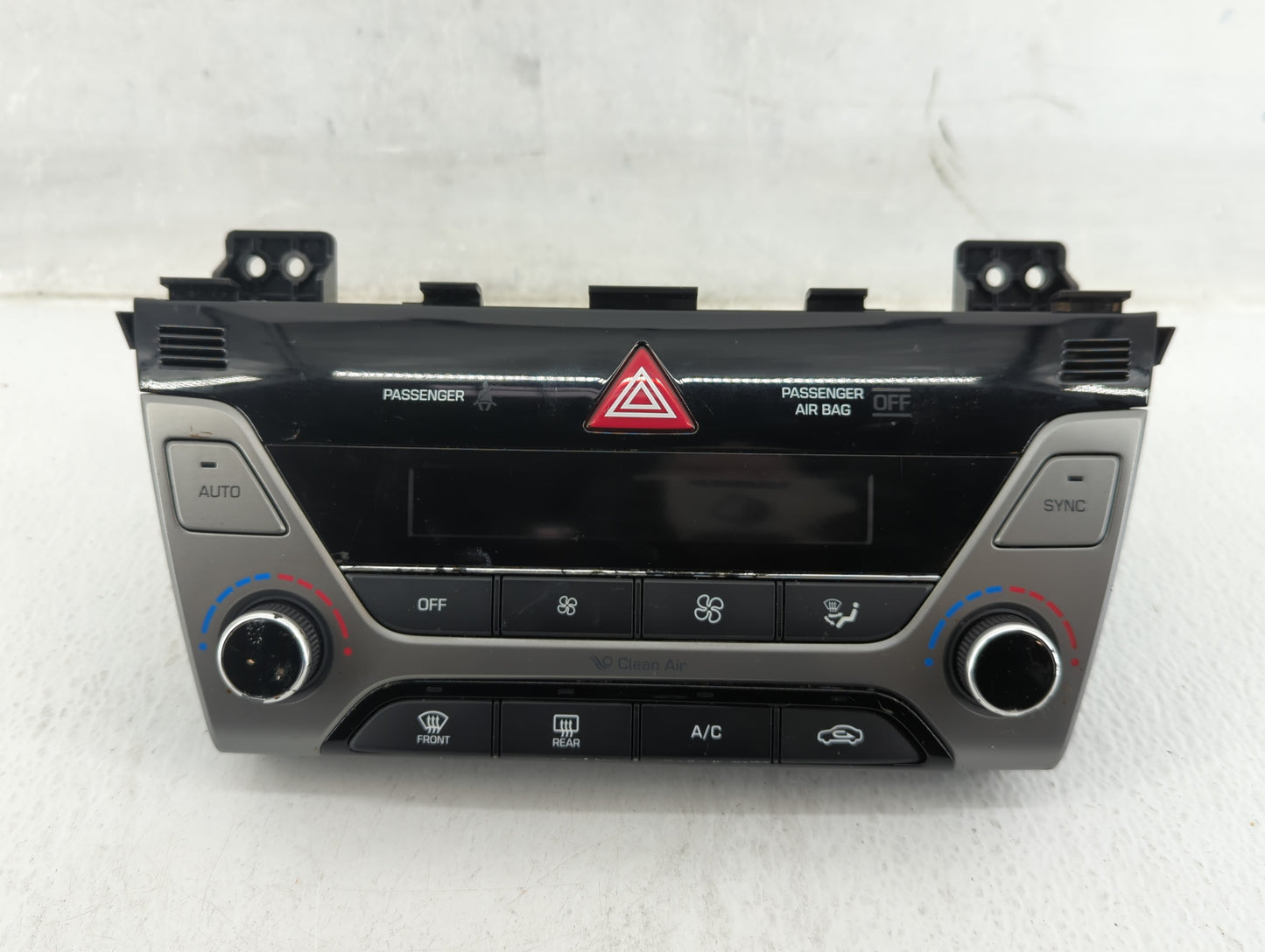 2017-2018 Hyundai Elantra Climate Control Module Temperature AC/Heater Replacement P/N:97250-F2230 Fits Fits 2017 2018 OEM U