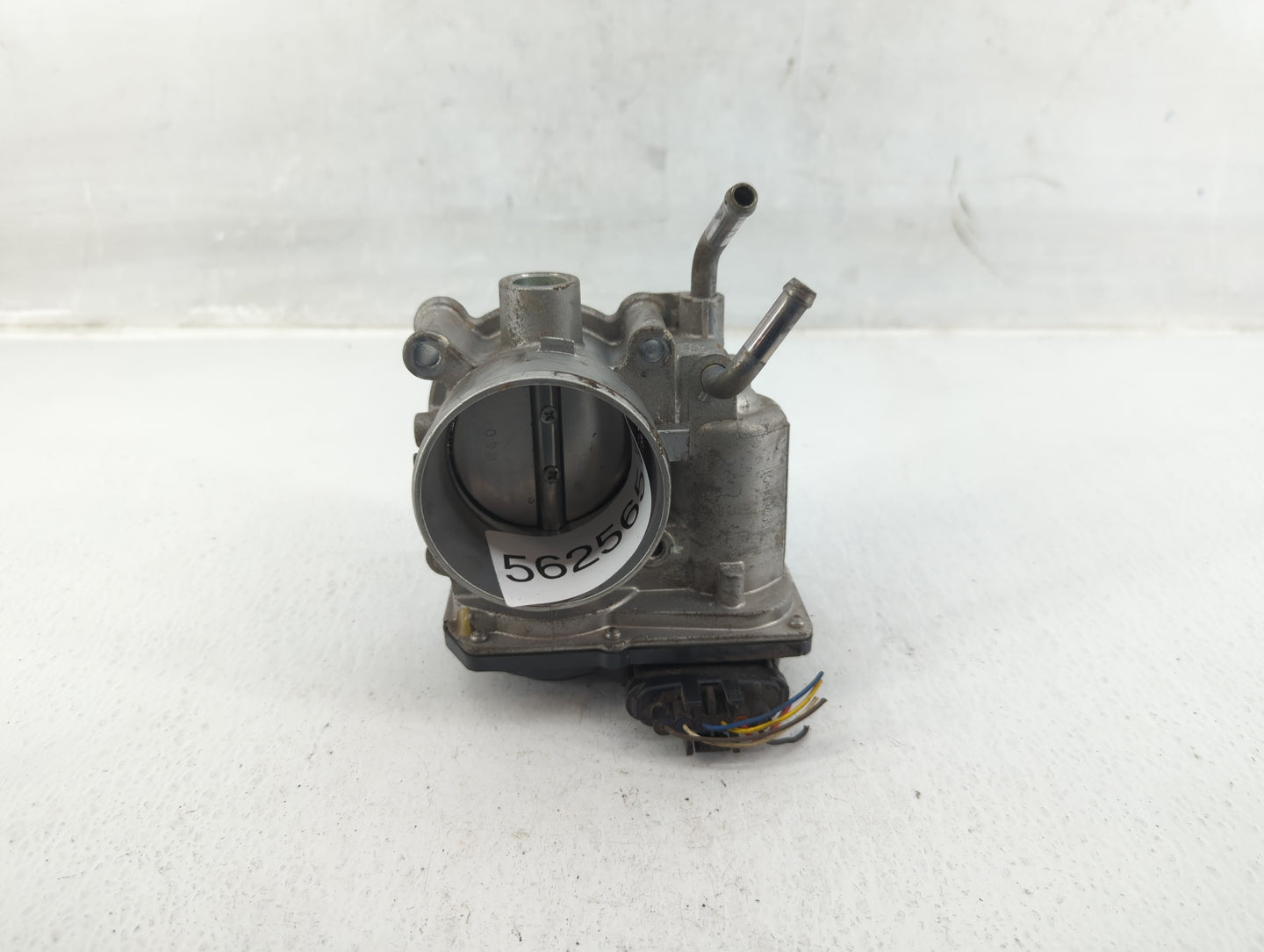 2011-2020 Hyundai Elantra Throttle Body P/N:35100-2E000 Fits Fits 2011 2012 2013 2014 2015 2016 2017 2018 2019 2020 2021 OEM