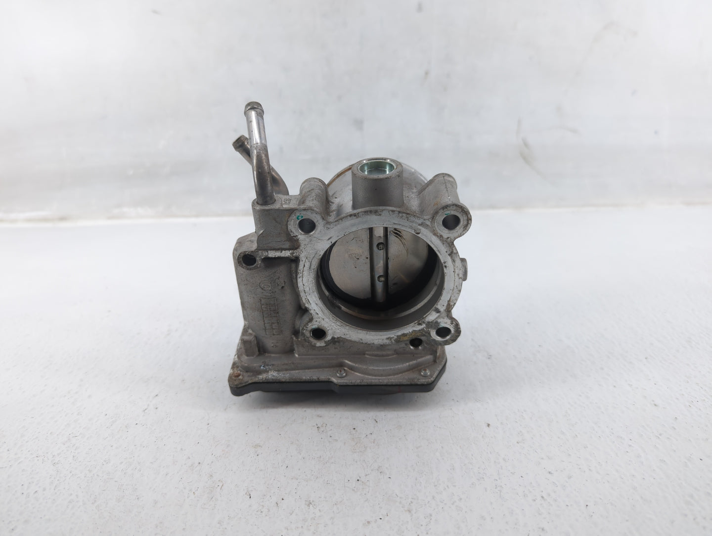 2011-2020 Hyundai Elantra Throttle Body P/N:35100-2E000 Fits Fits 2011 2012 2013 2014 2015 2016 2017 2018 2019 2020 2021 OEM