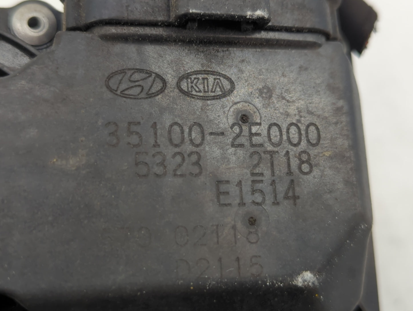 2011-2020 Hyundai Elantra Throttle Body P/N:35100-2E000 Fits Fits 2011 2012 2013 2014 2015 2016 2017 2018 2019 2020 2021 OEM