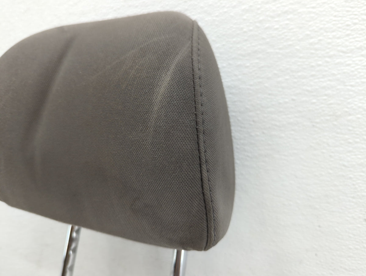 2017-2018 Hyundai Elantra Headrest Head Rest Front Driver Passenger Seat 564514 - Oemusedautoparts1.com