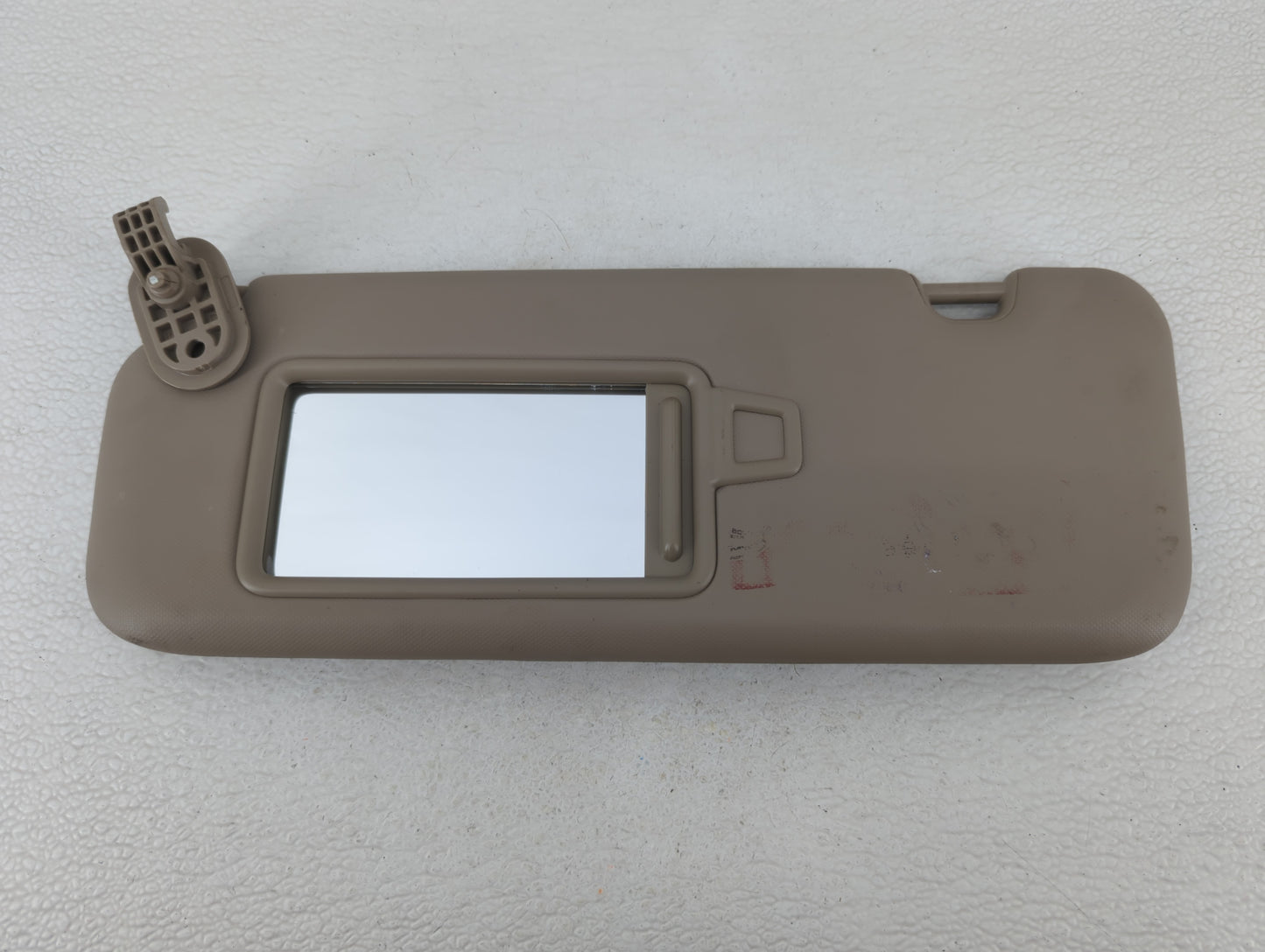 2017-2020 Hyundai Elantra Sun Visor Shade Replacement Passenger Right Mirror Fits Fits 2017 2018 2019 2020 OEM Used Auto Par