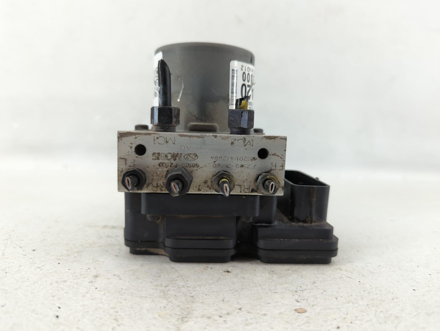 2017-2019 Hyundai Elantra ABS Pump Control Module Replacement P/N:58920-F2500 Fits Fits 2017 2018 2019 OEM Used Auto Parts -