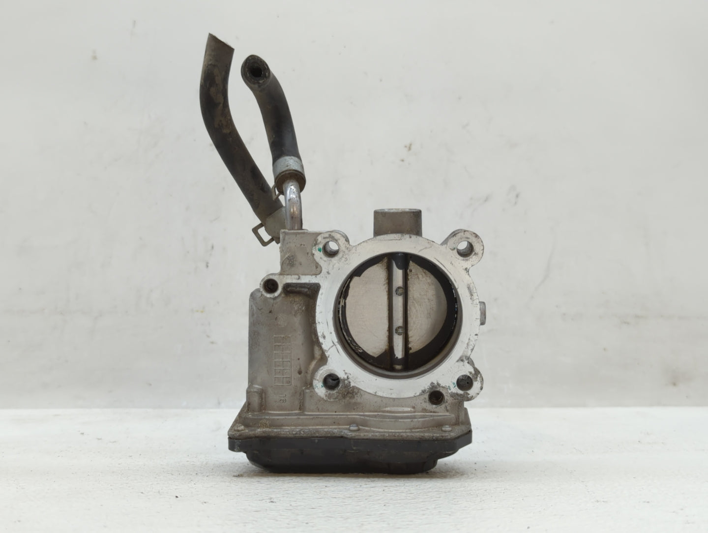 2011-2020 Hyundai Elantra Throttle Body P/N:35100-2E000 Fits Fits 2011 2012 2013 2014 2015 2016 2017 2018 2019 2020 2021 OEM