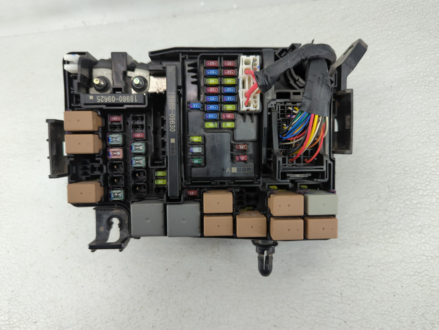 2017 Hyundai Elantra Fusebox Fuse Box Panel Relay Module P/N:91956-F2020 Fits OEM Used Auto Parts - Oemusedautoparts1.com