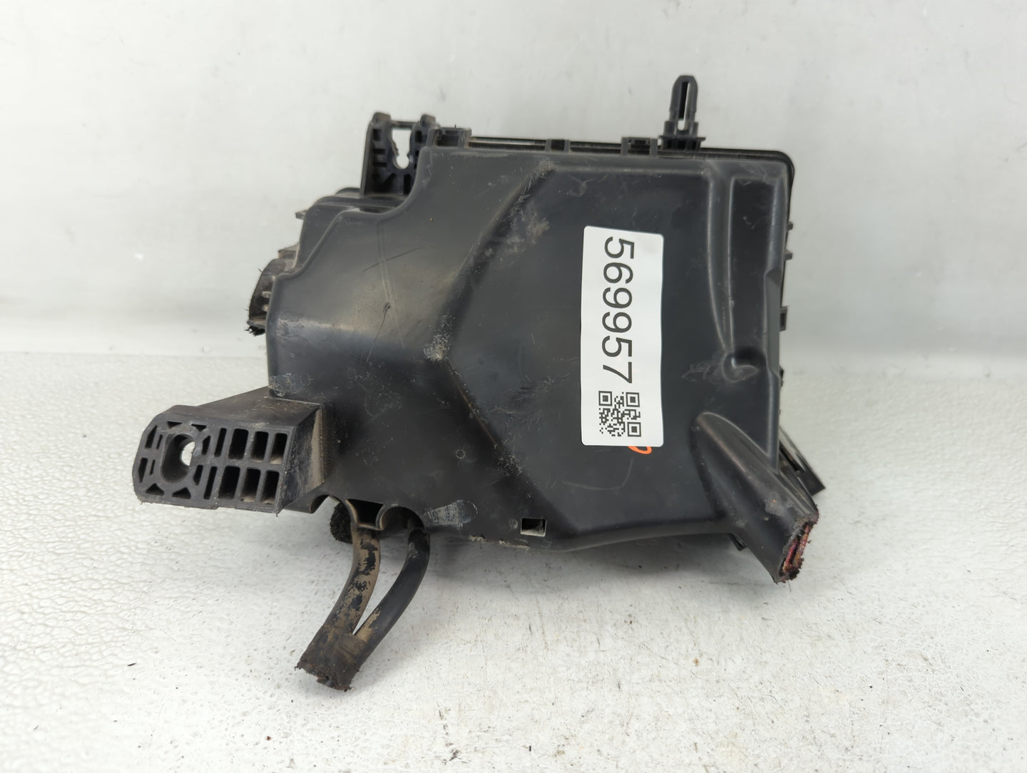 2017 Hyundai Elantra Fusebox Fuse Box Panel Relay Module P/N:91956-F2020 Fits OEM Used Auto Parts - Oemusedautoparts1.com