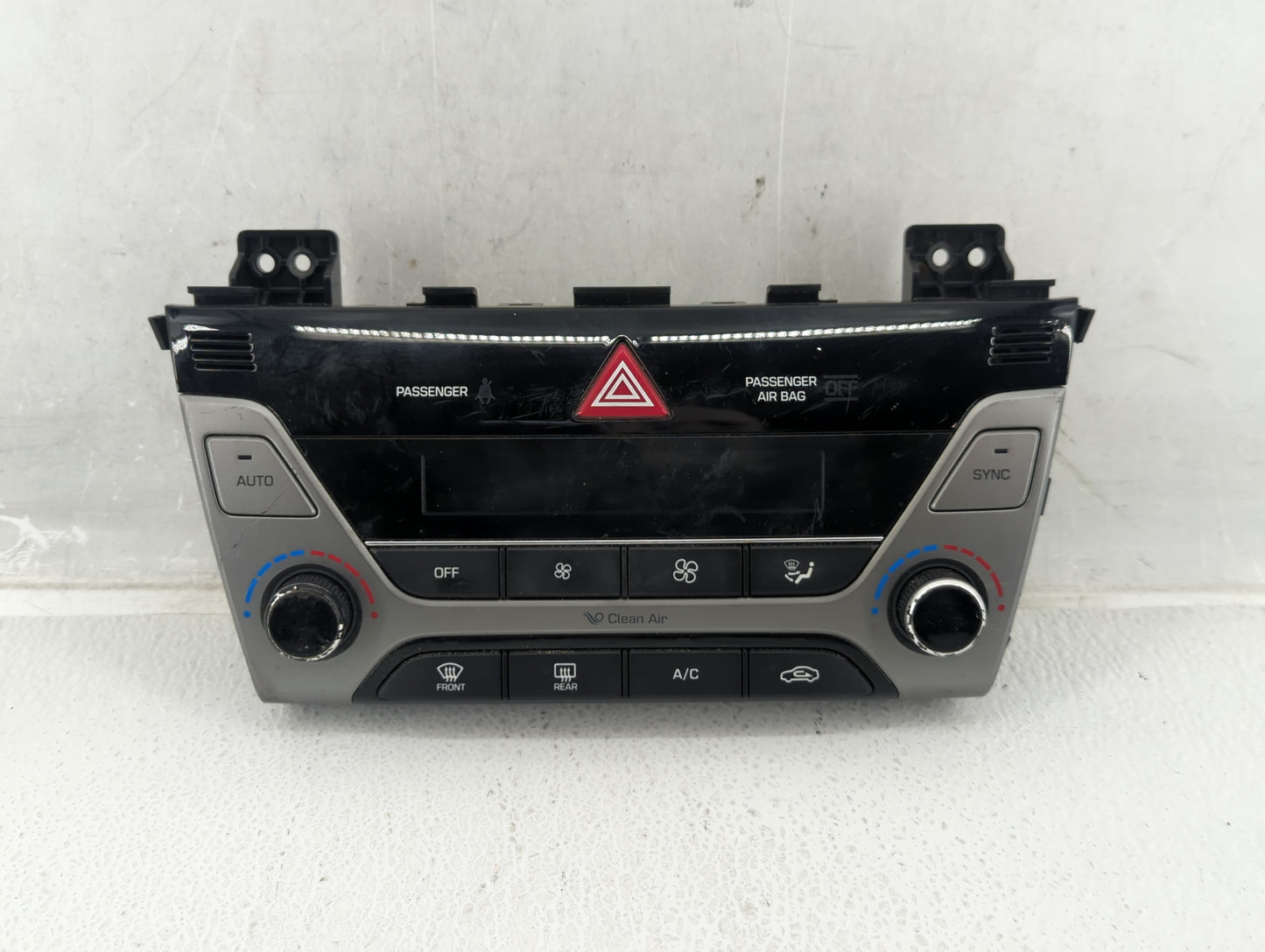 2017-2018 Hyundai Elantra Climate Control Module Temperature AC/Heater Replacement P/N:97250-F2230RET Fits Fits 2017 2018 OE