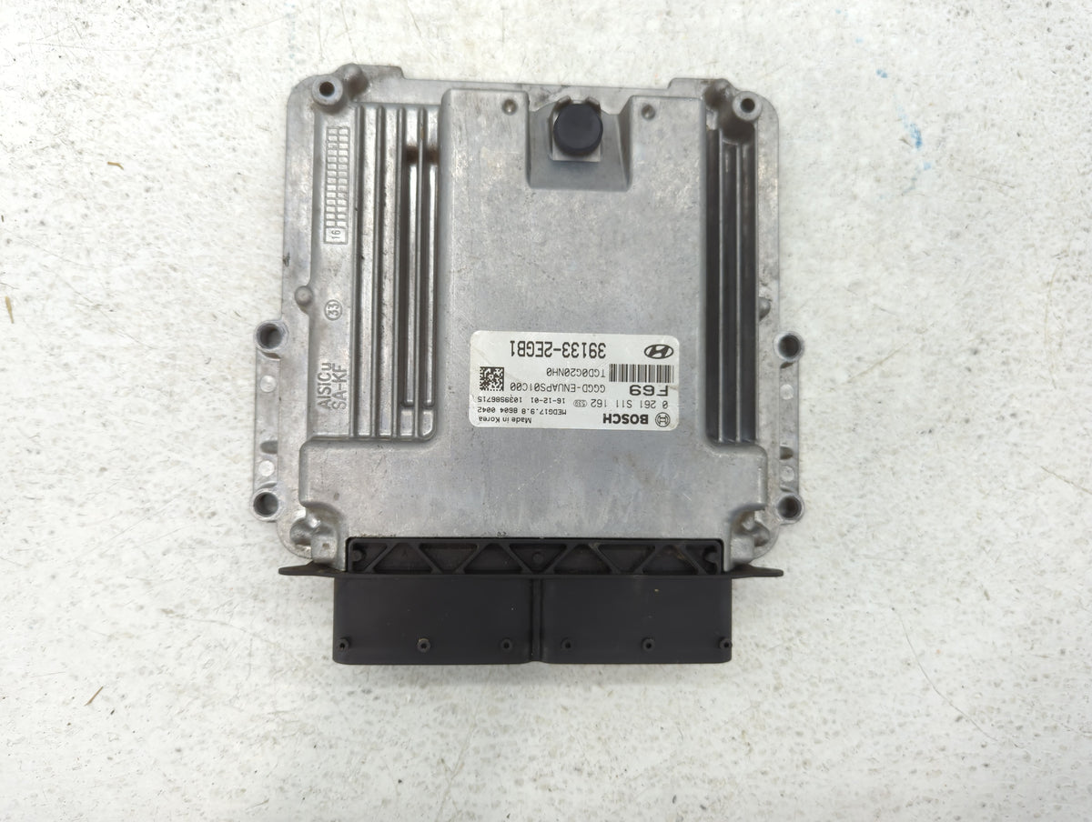 2016-2017 Hyundai Elantra PCM Engine Control Computer ECU ECM PCU OEM P/N:39133-2EGB1 Fits 2016 2017 OEM Used Auto Parts - O