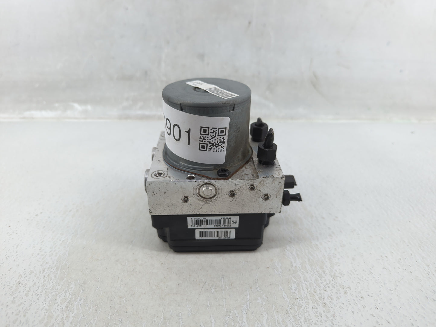 2017-2019 Hyundai Elantra ABS Pump Control Module Replacement P/N:58900-F2500 Fits Fits 2017 2018 2019 OEM Used Auto Parts -