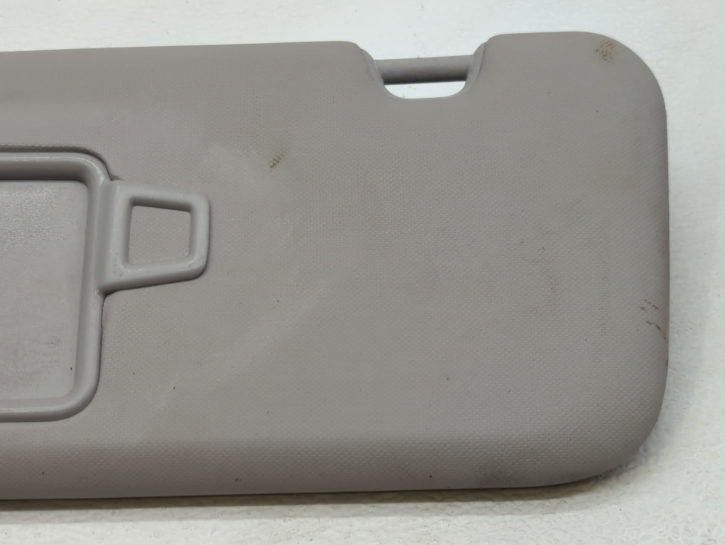2017-2020 Hyundai Elantra Sun Visor Shade Replacement Passenger Right Mirror Fits Fits 2017 2018 2019 2020 OEM Used Auto Par