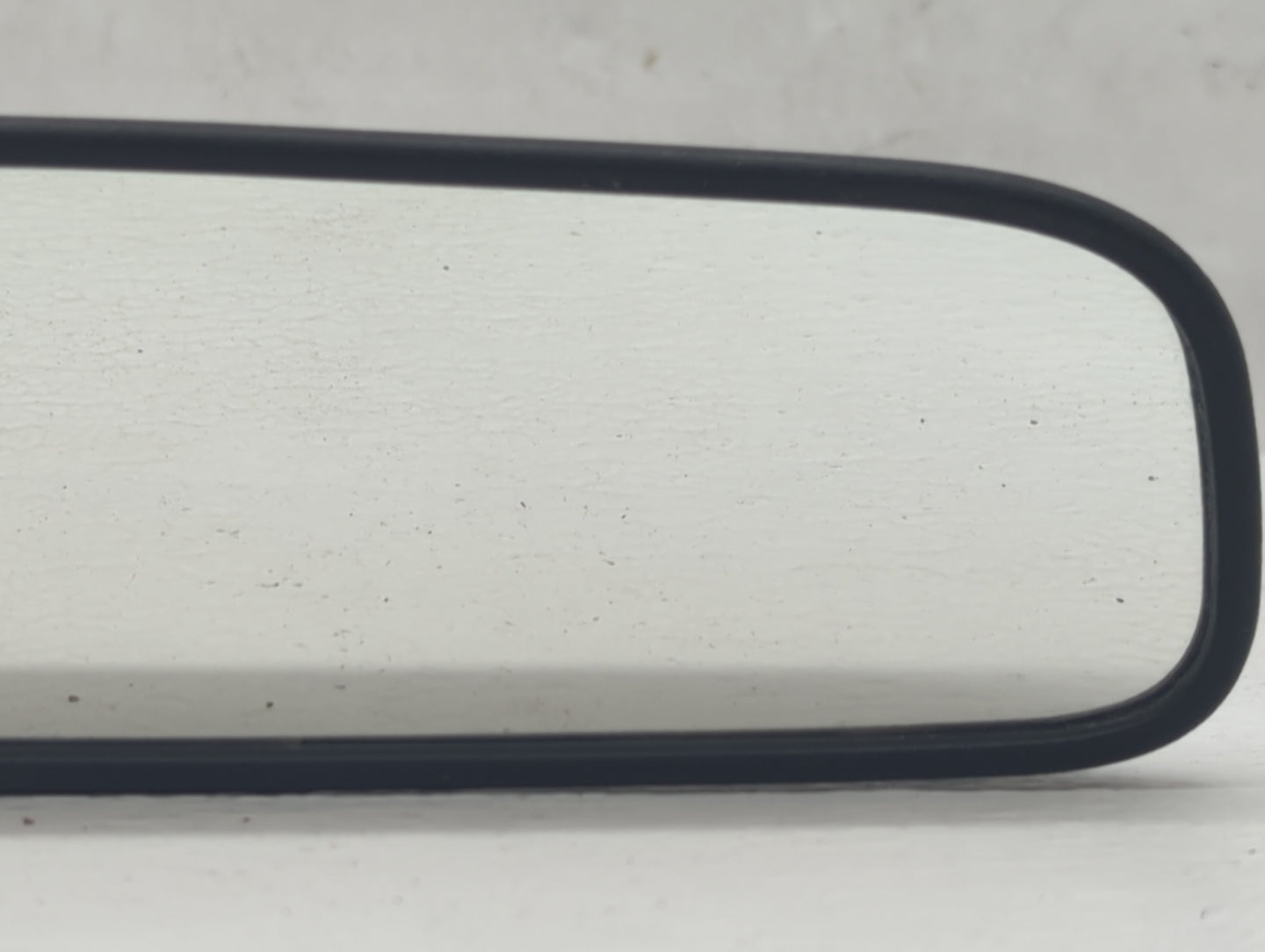 2011-2020 Hyundai Elantra Interior Rear View Mirror Replacement OEM P/N:E4012143 Fits OEM Used Auto Parts - Oemusedautoparts