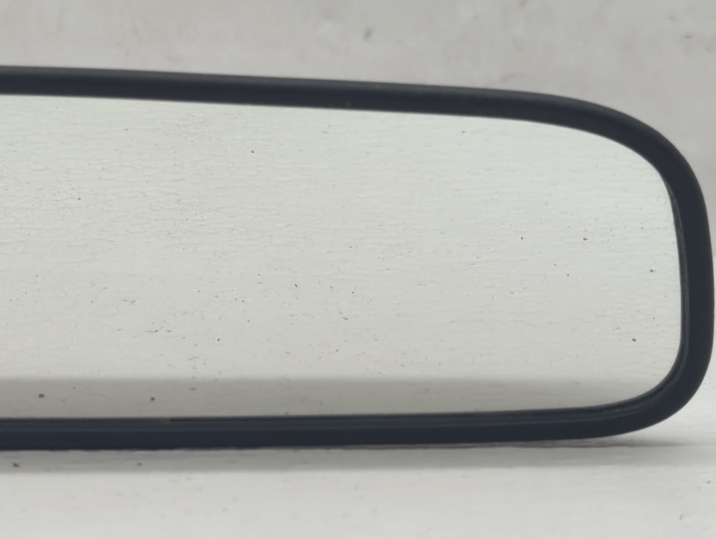 2011-2020 Hyundai Elantra Interior Rear View Mirror Replacement OEM P/N:E4012143 Fits OEM Used Auto Parts - Oemusedautoparts