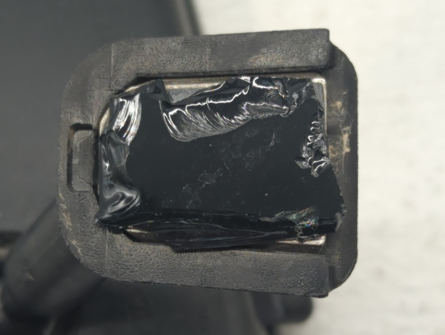 2011-2020 Hyundai Elantra Interior Rear View Mirror Replacement OEM P/N:E4012143 Fits OEM Used Auto Parts - Oemusedautoparts