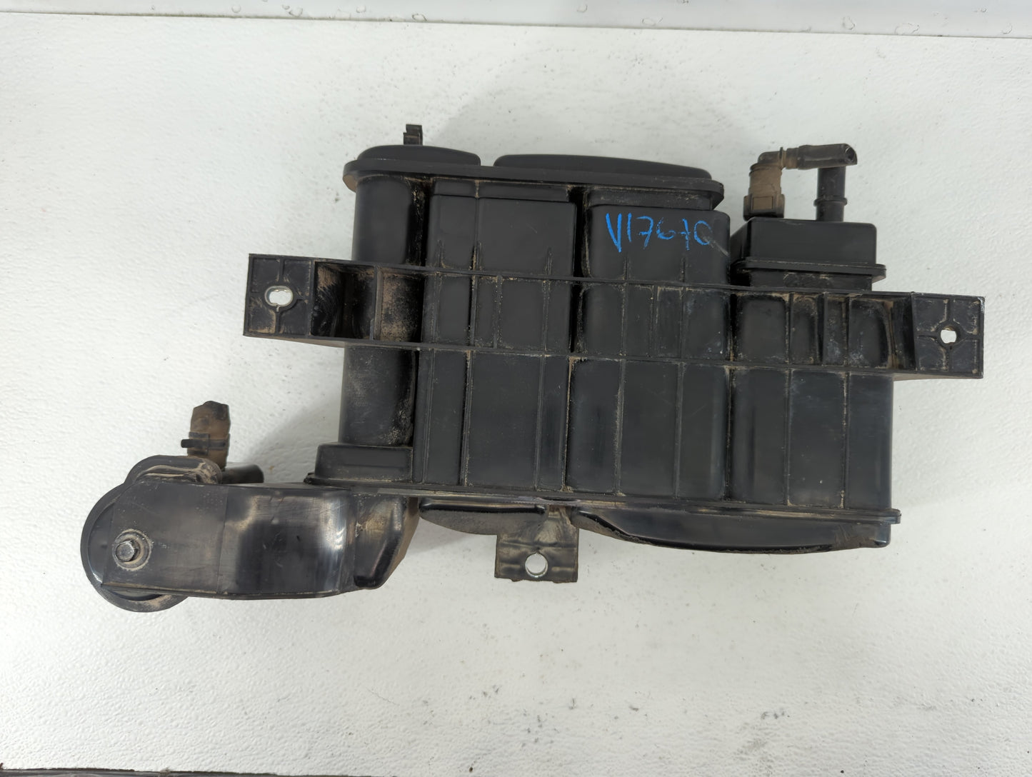2017 Hyundai Elantra Fuel Vapor Charcoal Canister 590696 - Oemusedautoparts1.com