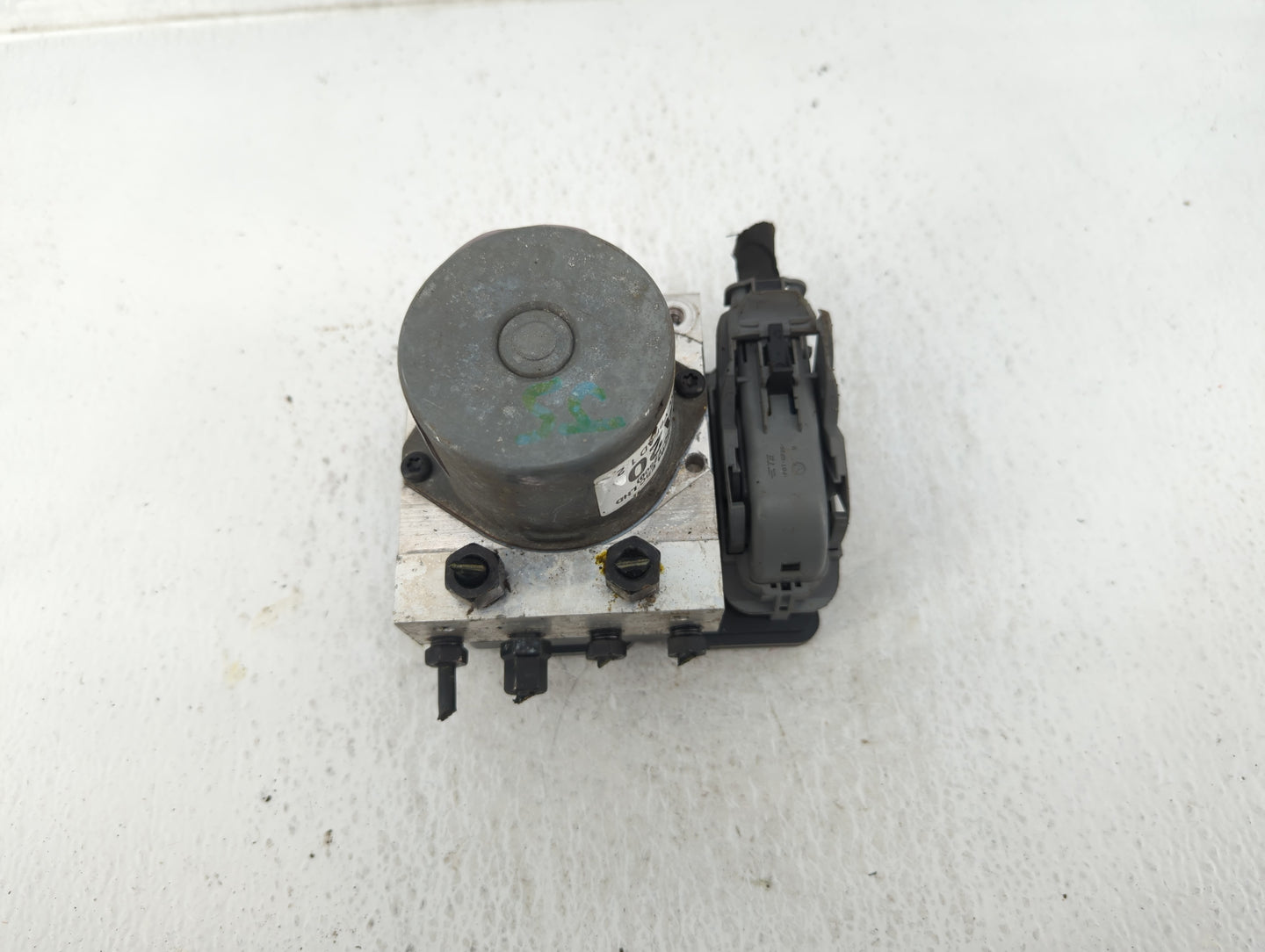 2017-2019 Hyundai Elantra ABS Pump Control Module Replacement P/N:61589-45200 Fits Fits 2017 2018 2019 OEM Used Auto Parts -