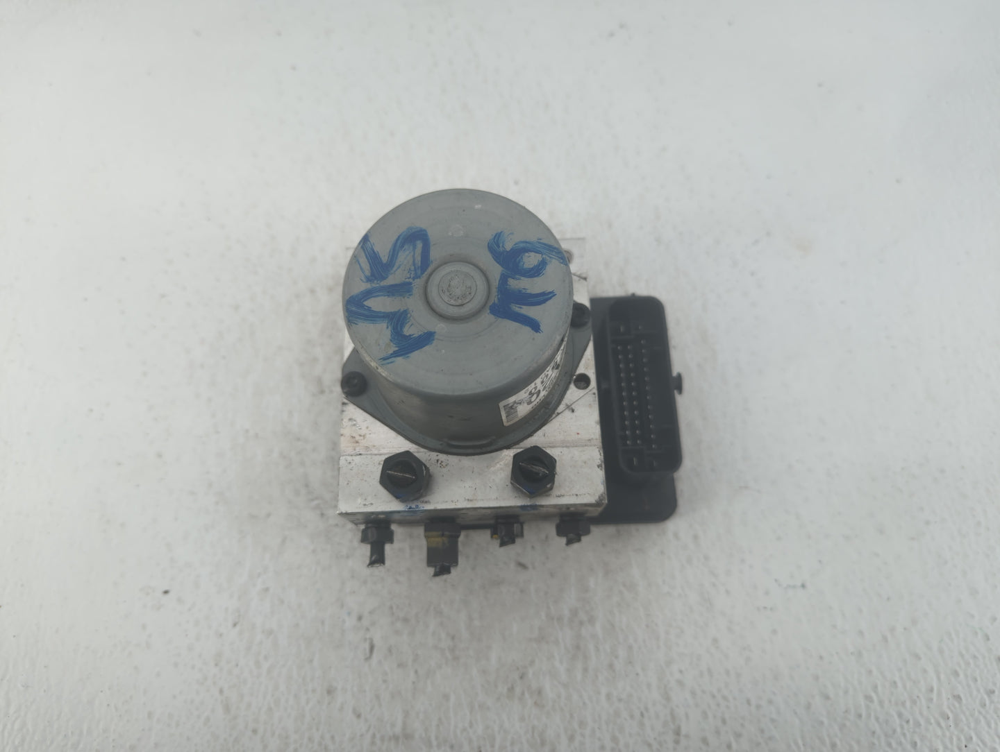 2017-2019 Hyundai Elantra ABS Pump Control Module Replacement P/N:61589-45200 Fits Fits 2017 2018 2019 OEM Used Auto Parts -