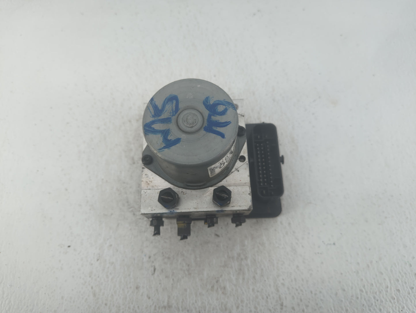 2017-2019 Hyundai Elantra ABS Pump Control Module Replacement P/N:61589-45200 Fits Fits 2017 2018 2019 OEM Used Auto Parts -