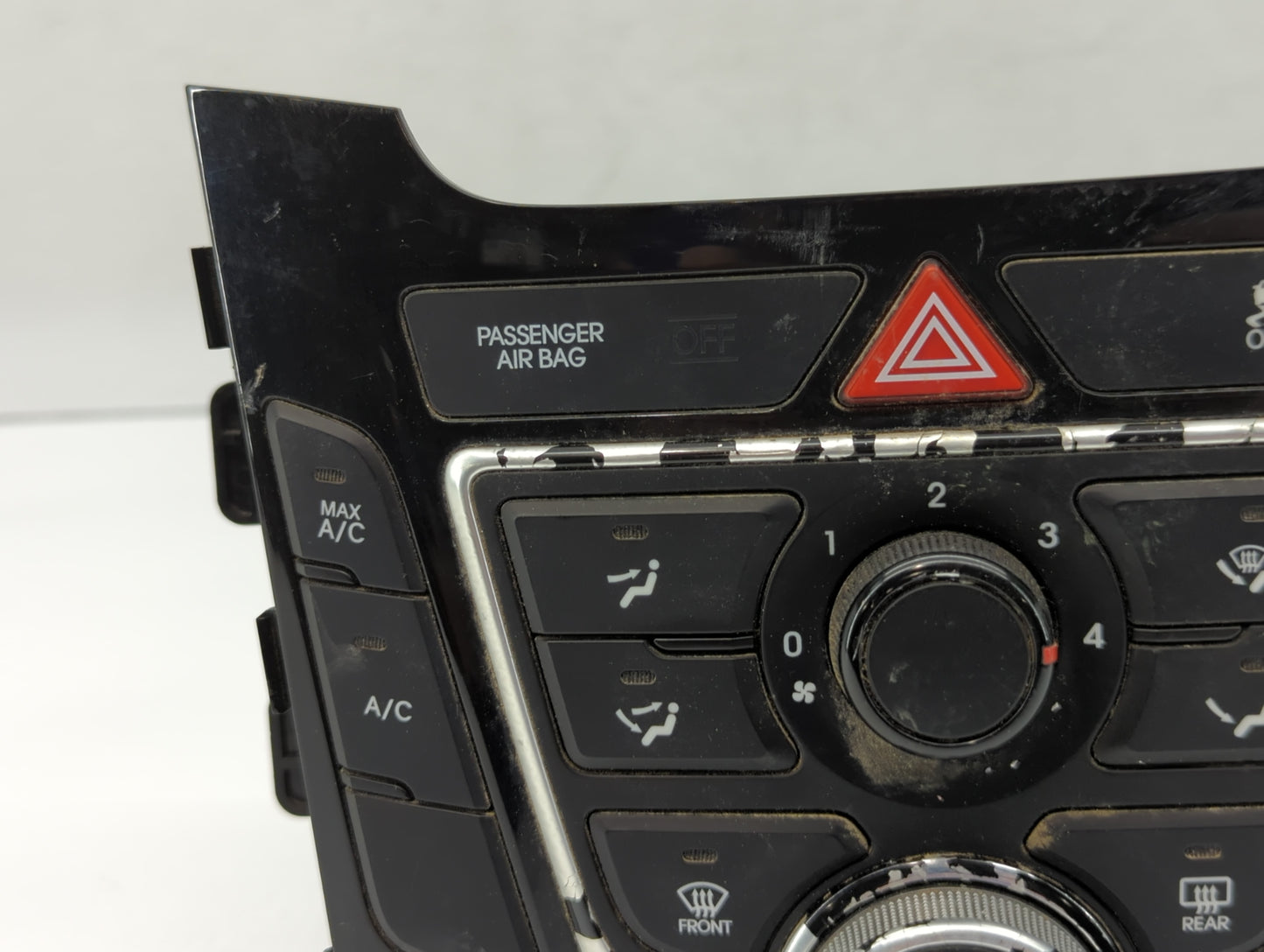 2017-2018 Hyundai Elantra Climate Control Module Temperature AC/Heater Replacement P/N:97250-F2231 Fits Fits 2017 2018 OEM U
