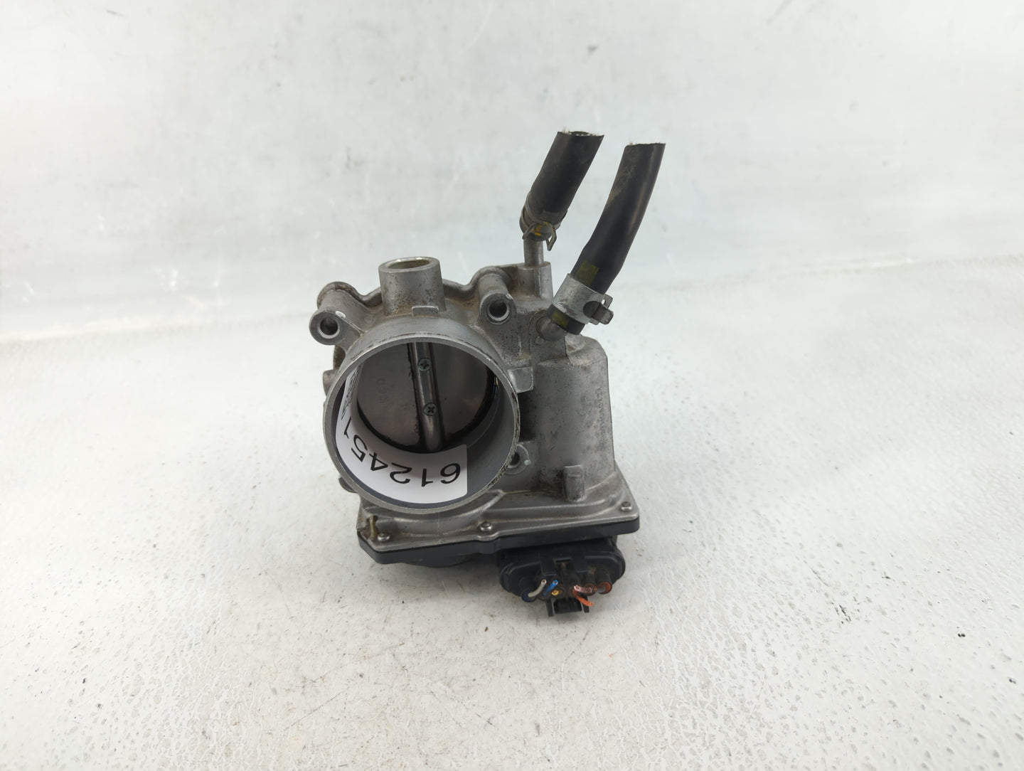 2011-2020 Hyundai Elantra Throttle Body P/N:35100-2E000 Fits Fits 2011 2012 2013 2014 2015 2016 2017 2018 2019 2020 2021 OEM