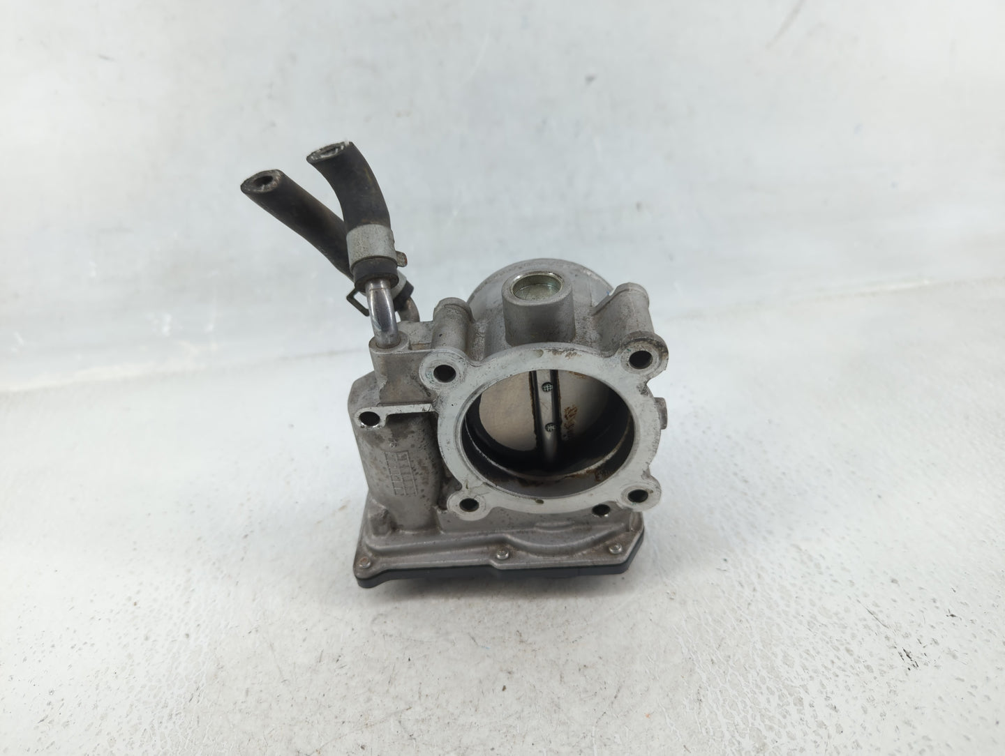 2011-2020 Hyundai Elantra Throttle Body P/N:35100-2E000 Fits Fits 2011 2012 2013 2014 2015 2016 2017 2018 2019 2020 2021 OEM
