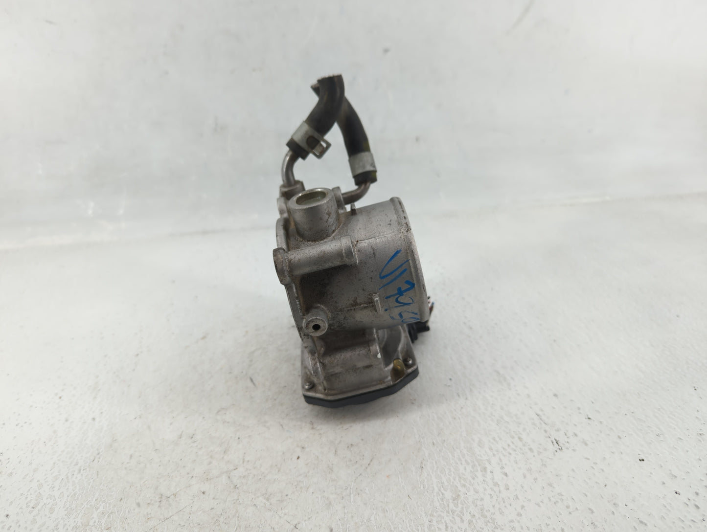 2011-2020 Hyundai Elantra Throttle Body P/N:35100-2E000 Fits Fits 2011 2012 2013 2014 2015 2016 2017 2018 2019 2020 2021 OEM