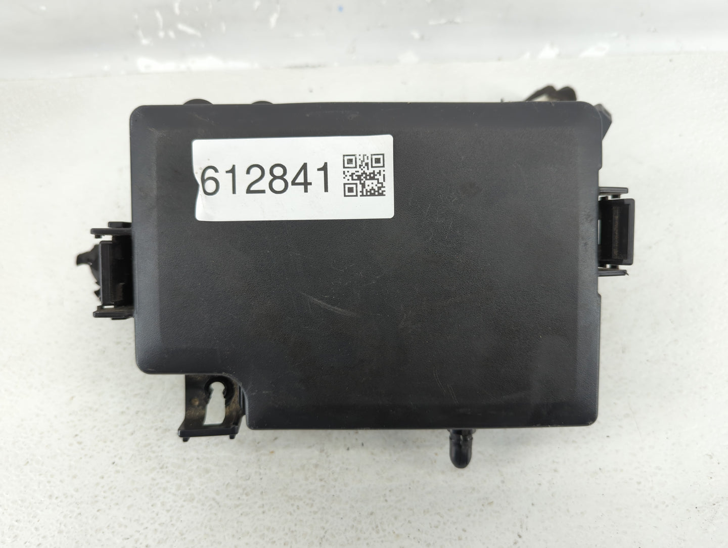 2017 Hyundai Elantra Fusebox Fuse Box Panel Relay Module P/N:91956-F2020 Fits OEM Used Auto Parts - Oemusedautoparts1.com