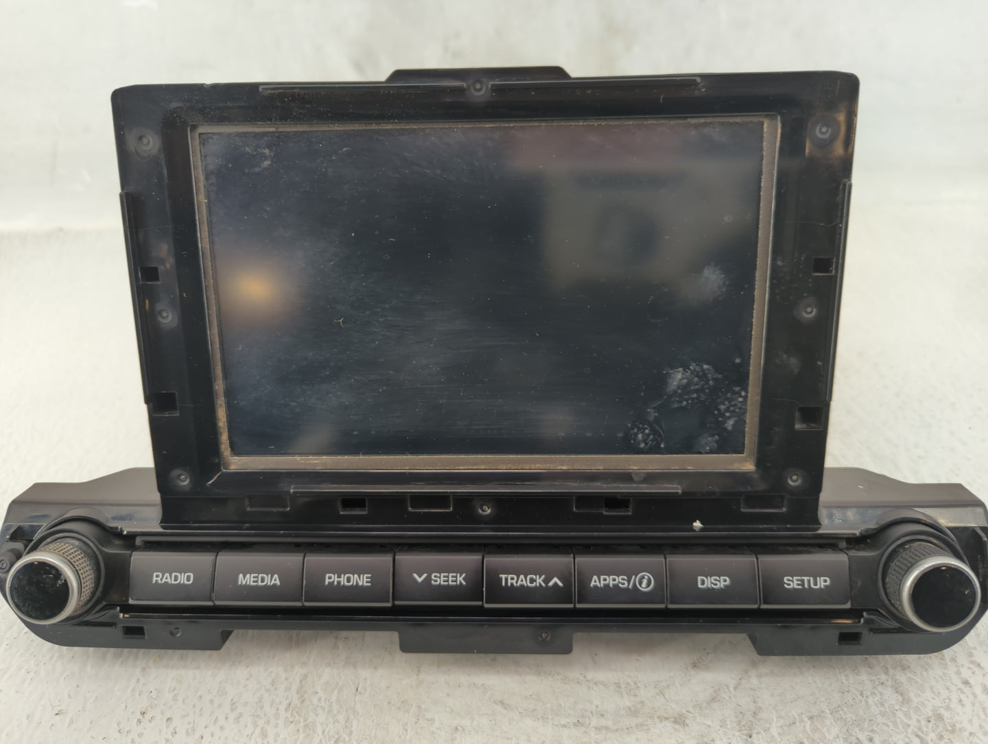 2017-2018 Hyundai Elantra Am Fm Cd Player Radio Receiver - Oemusedautoparts1.com