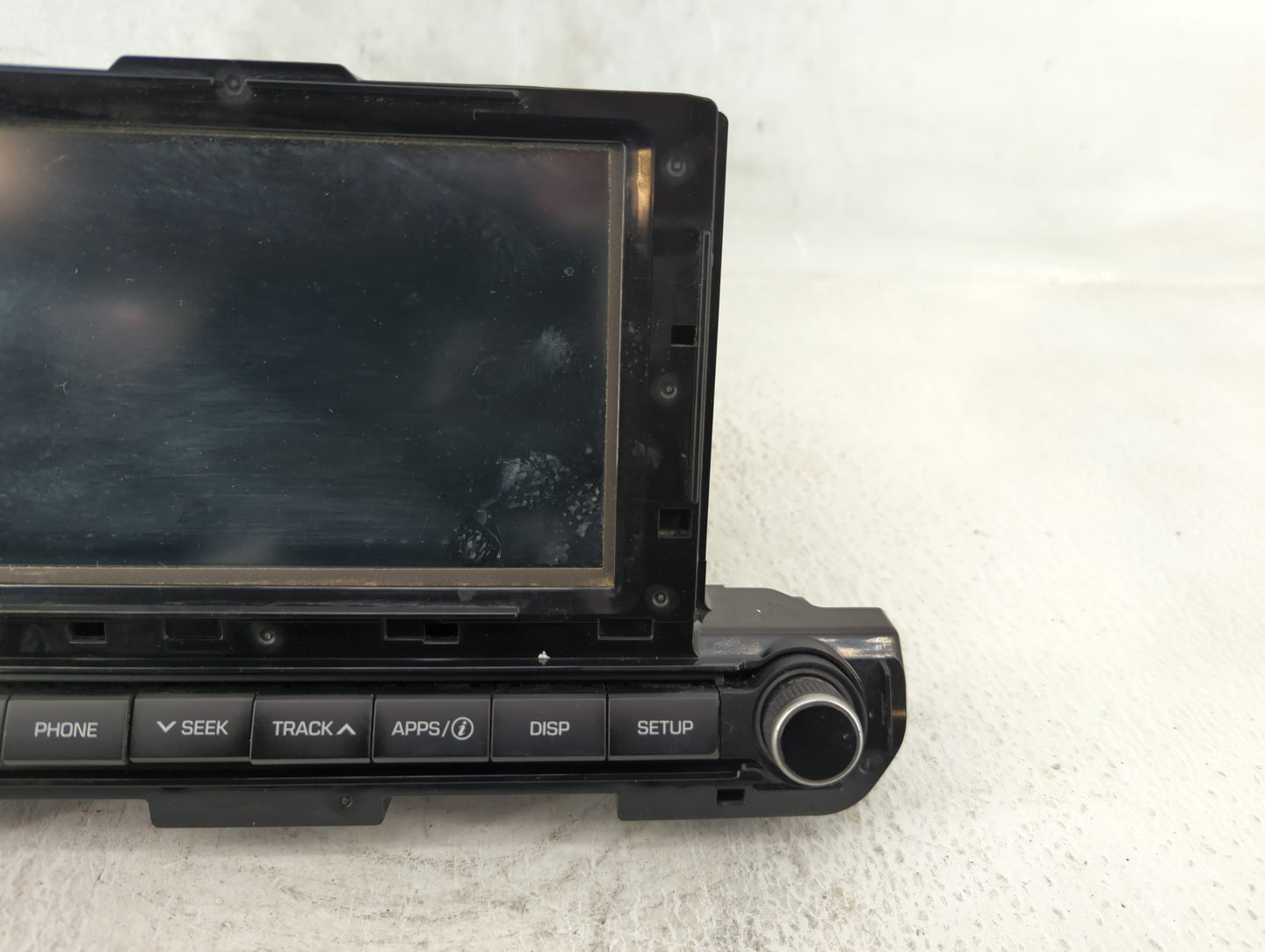 2017-2018 Hyundai Elantra Am Fm Cd Player Radio Receiver - Oemusedautoparts1.com