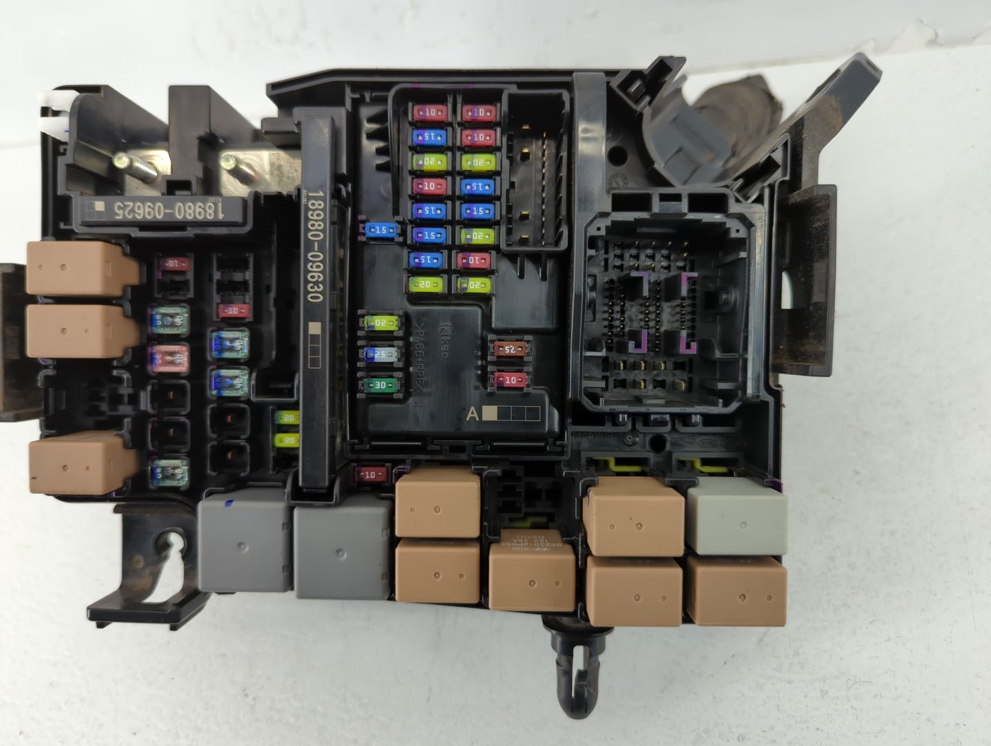 2017 Hyundai Elantra Fusebox Fuse Box Panel Relay Module P/N:91956-F2020 Fits OEM Used Auto Parts - Oemusedautoparts1.com