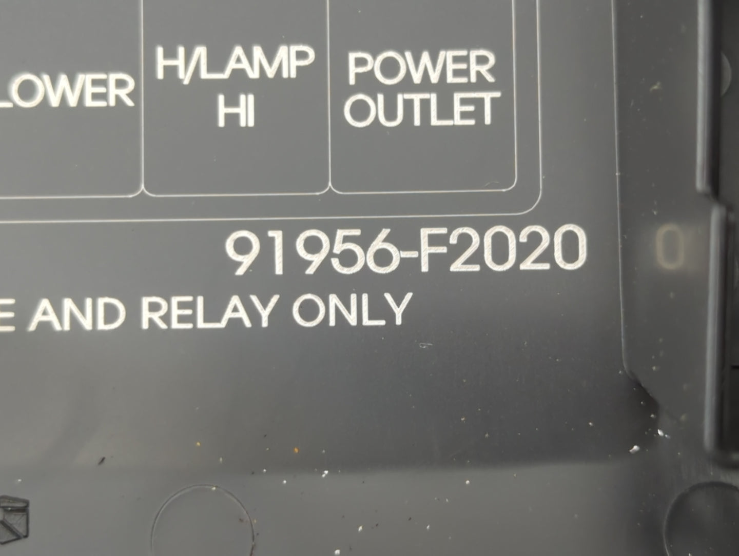 2017 Hyundai Elantra Fusebox Fuse Box Panel Relay Module P/N:91956-F2020 Fits OEM Used Auto Parts - Oemusedautoparts1.com