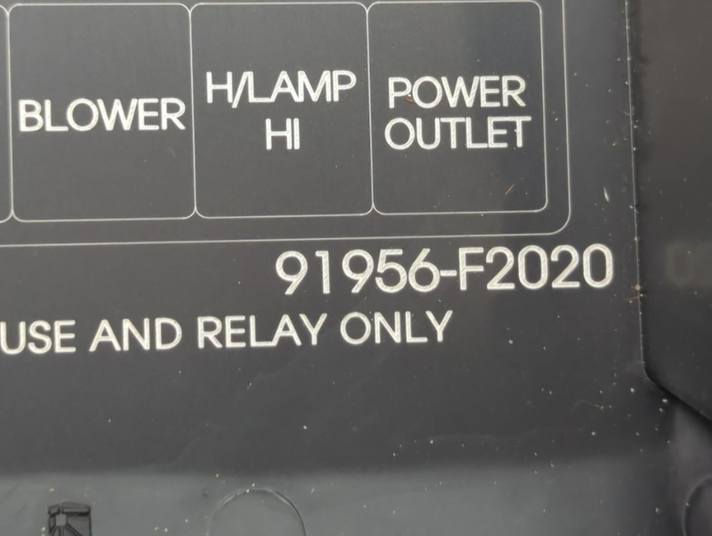 2017 Hyundai Elantra Fusebox Fuse Box Panel Relay Module P/N:91956-F2020 Fits OEM Used Auto Parts - Oemusedautoparts1.com