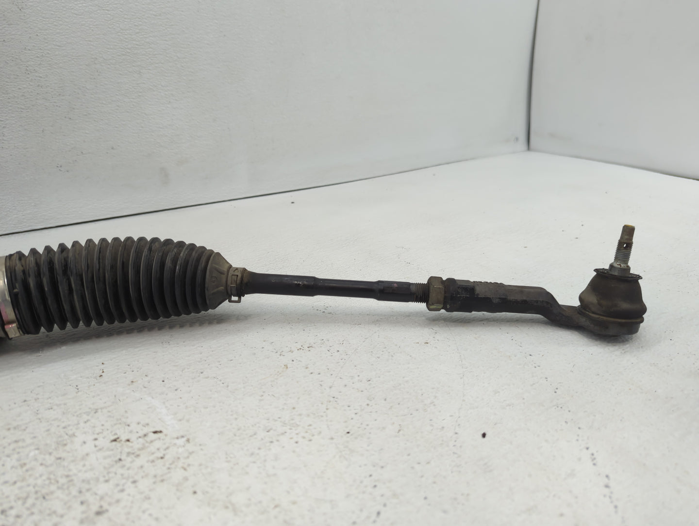 2017-2019 Hyundai Elantra Rack and Pinion Steering Gear P/N:AD1LGA26B0685 56500F2000 Fits Fits 2017 2018 2019 OEM Used Auto 