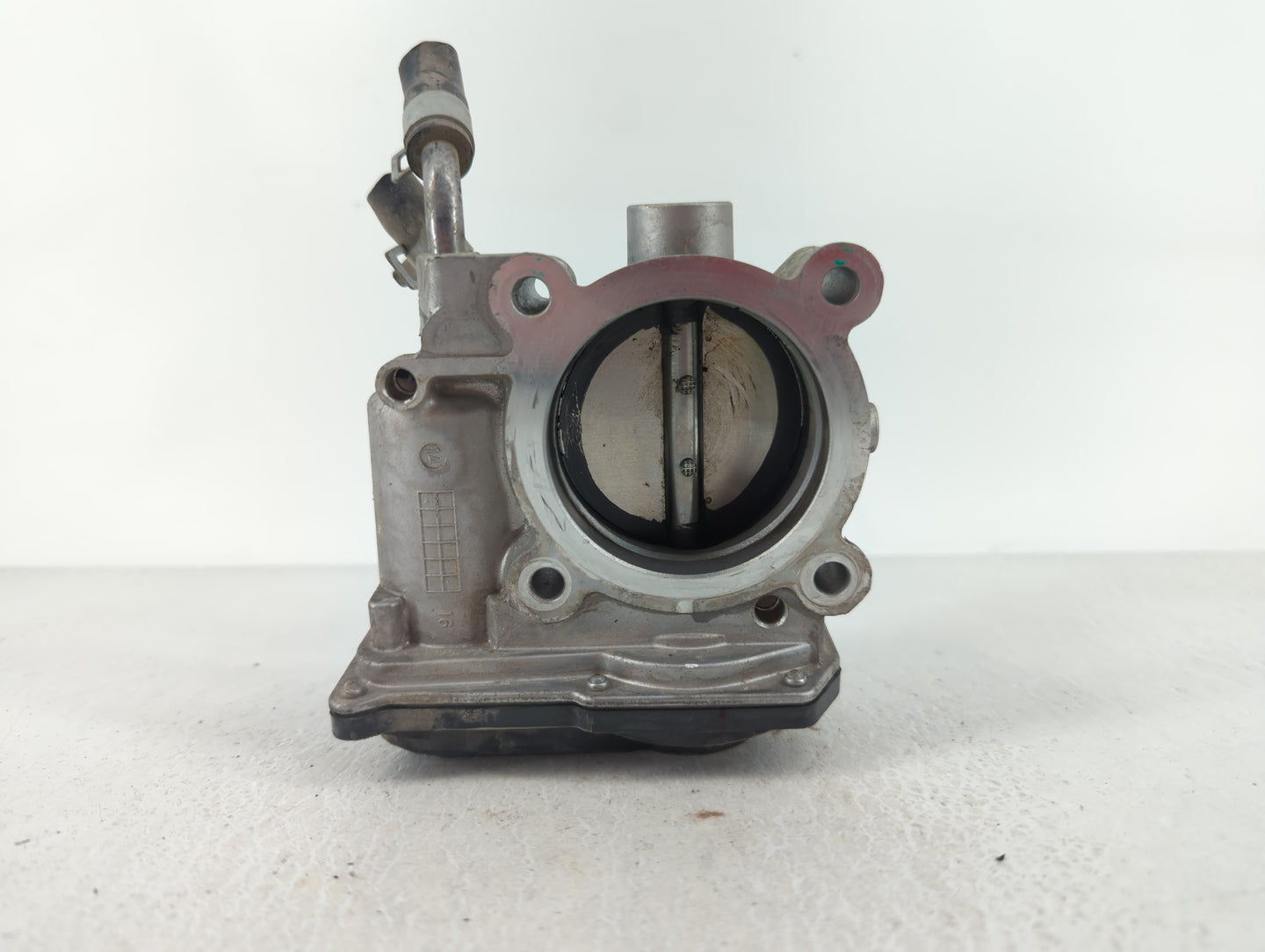 2011-2020 Hyundai Elantra Throttle Body P/N:35100-2E000 Fits Fits 2011 2012 2013 2014 2015 2016 2017 2018 2019 2020 2021 OEM