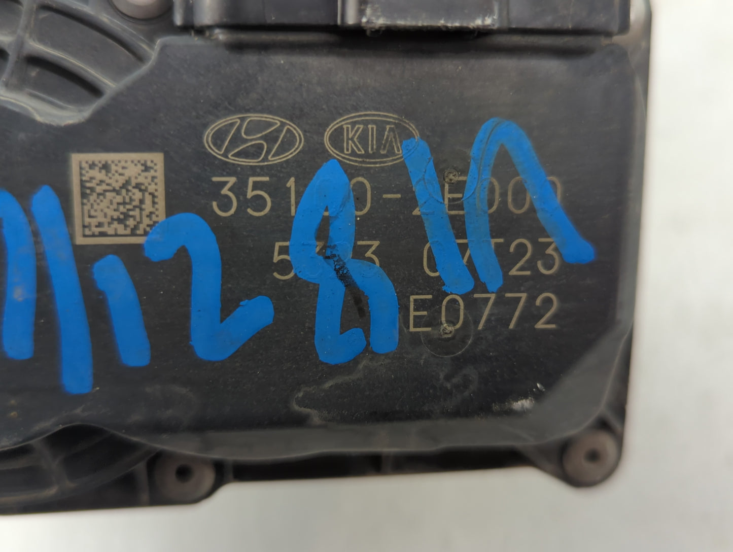 2011-2020 Hyundai Elantra Throttle Body P/N:35100-2E000 Fits Fits 2011 2012 2013 2014 2015 2016 2017 2018 2019 2020 2021 OEM