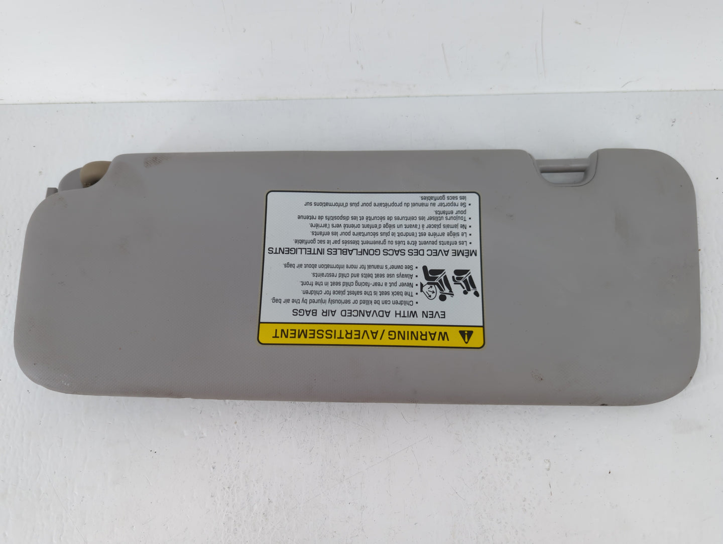 2017-2020 Hyundai Elantra Sun Visor Shade Replacement Passenger Right Mirror Fits Fits 2017 2018 2019 2020 OEM Used Auto Par