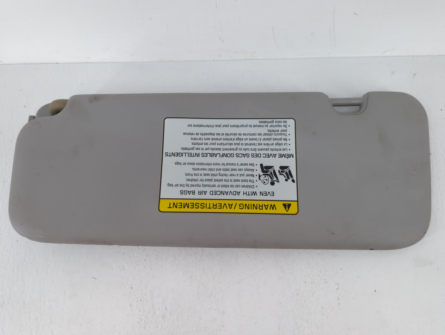 2017-2020 Hyundai Elantra Sun Visor Shade Replacement Passenger Right Mirror Fits Fits 2017 2018 2019 2020 OEM Used Auto Par