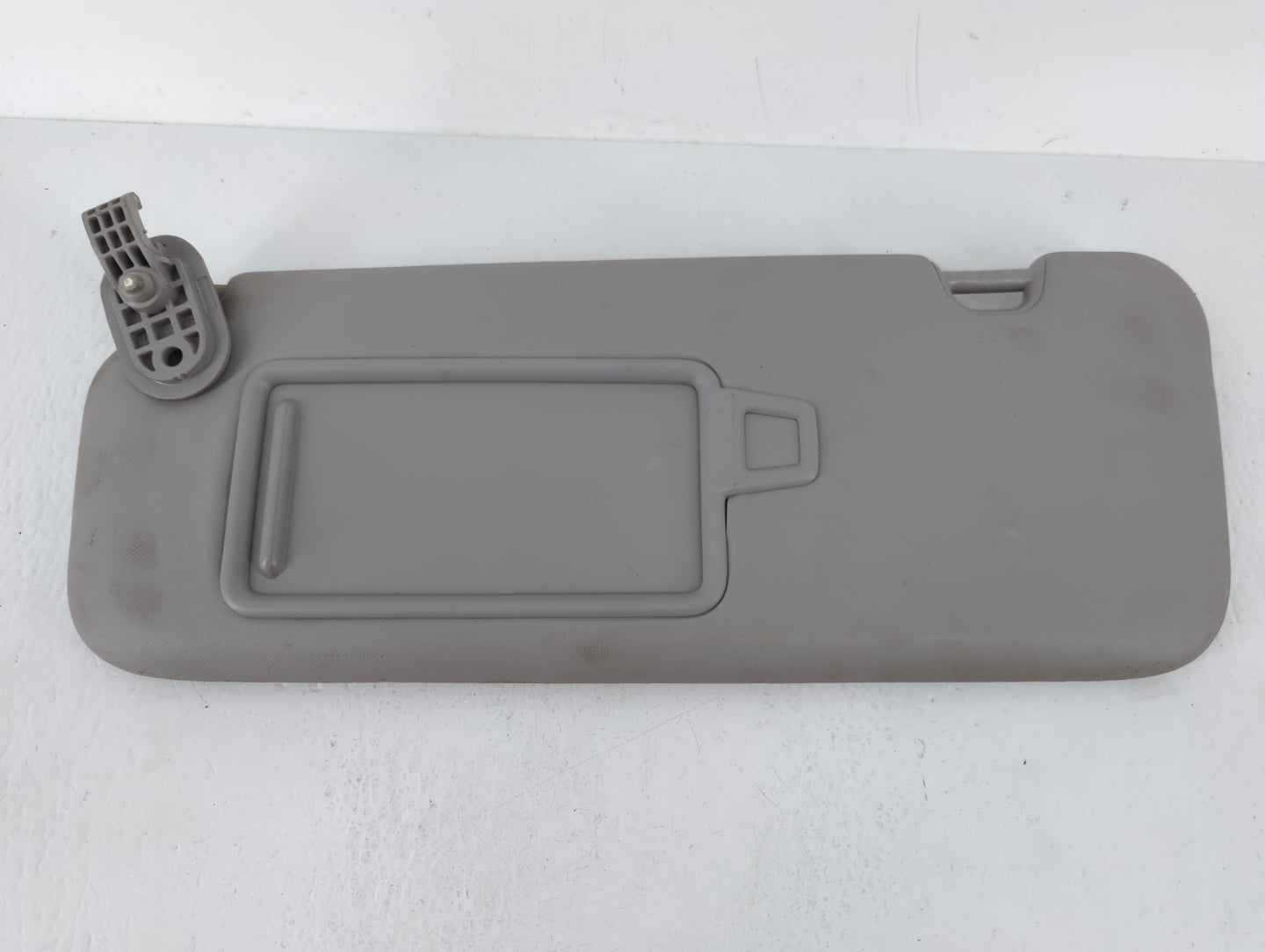 2017-2020 Hyundai Elantra Sun Visor Shade Replacement Driver Left Mirror Fits Fits 2017 2018 2019 2020 OEM Used Auto Parts -