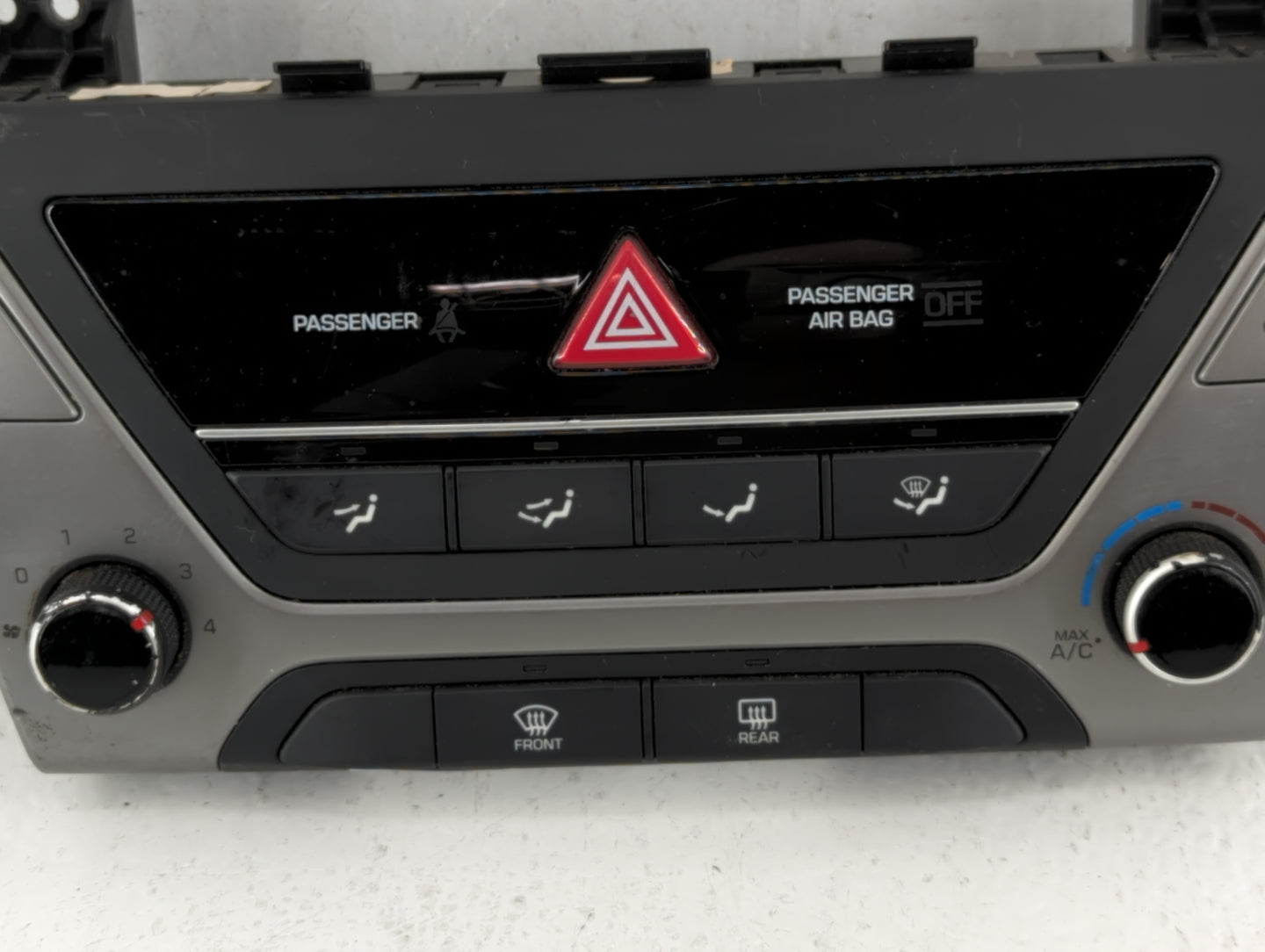 2017-2018 Hyundai Elantra Climate Control Module Temperature AC/Heater Replacement P/N:97250-F2XXX Fits Fits 2017 2018 OEM U
