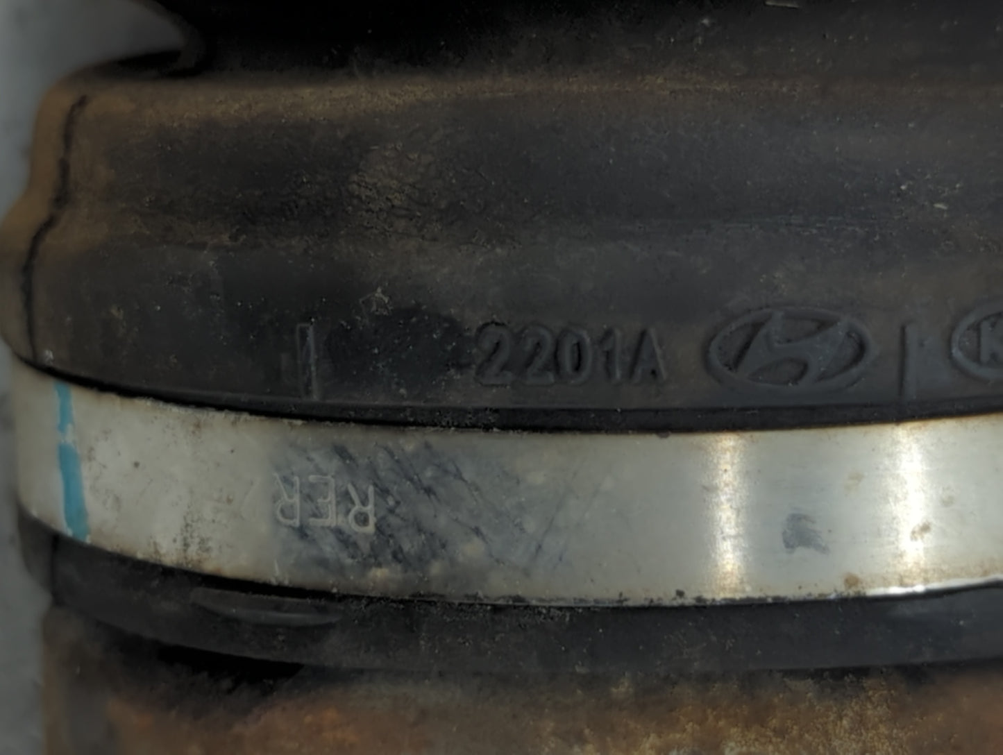 2011-2016 Hyundai Elantra Axle Shaft Front Driver Cv C/v - Oemusedautoparts1.com
